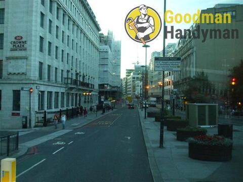 Blackfriars EC4 Handyman