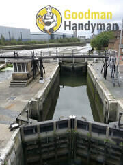 Leamouth E14 Handyman